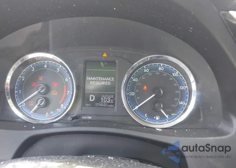 2018 Toyota Corolla Le z USA, uszkodzony, nr VIN 2T1BURHE9JC077152